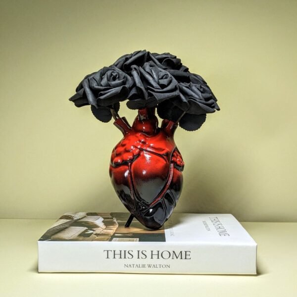 Dusk heart vase - Image 9