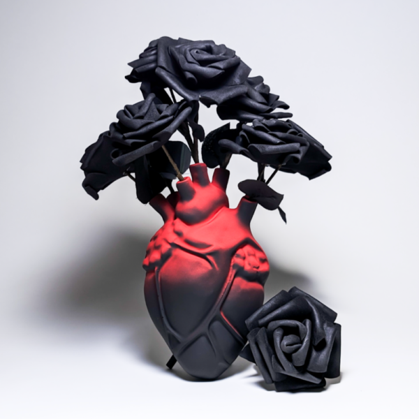 Dusk heart vase